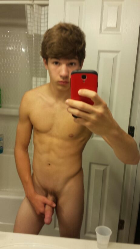 nude teen boys selfies